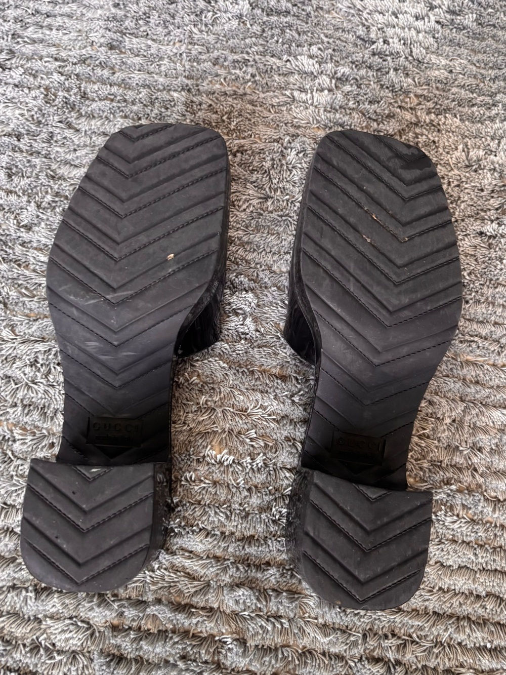 Gucci Black Patent Slide Sandals - Picture 5 of 8